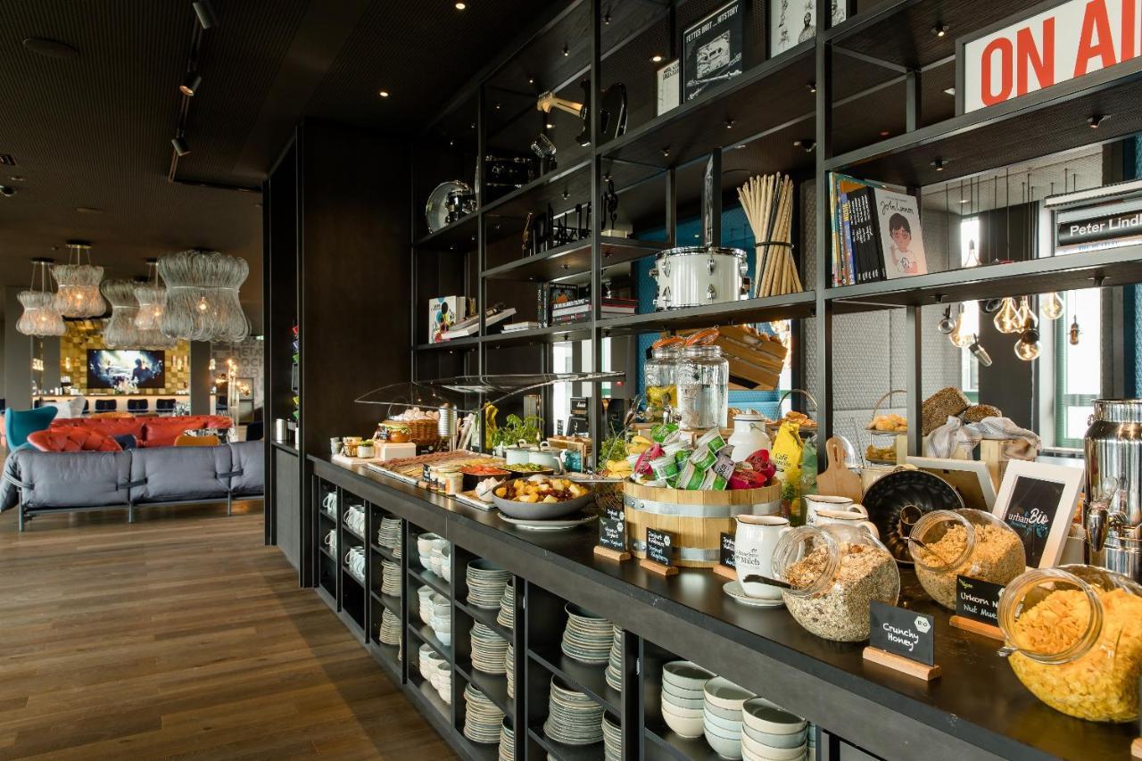 Motel One มานไฮม์ ภายนอก รูปภาพ