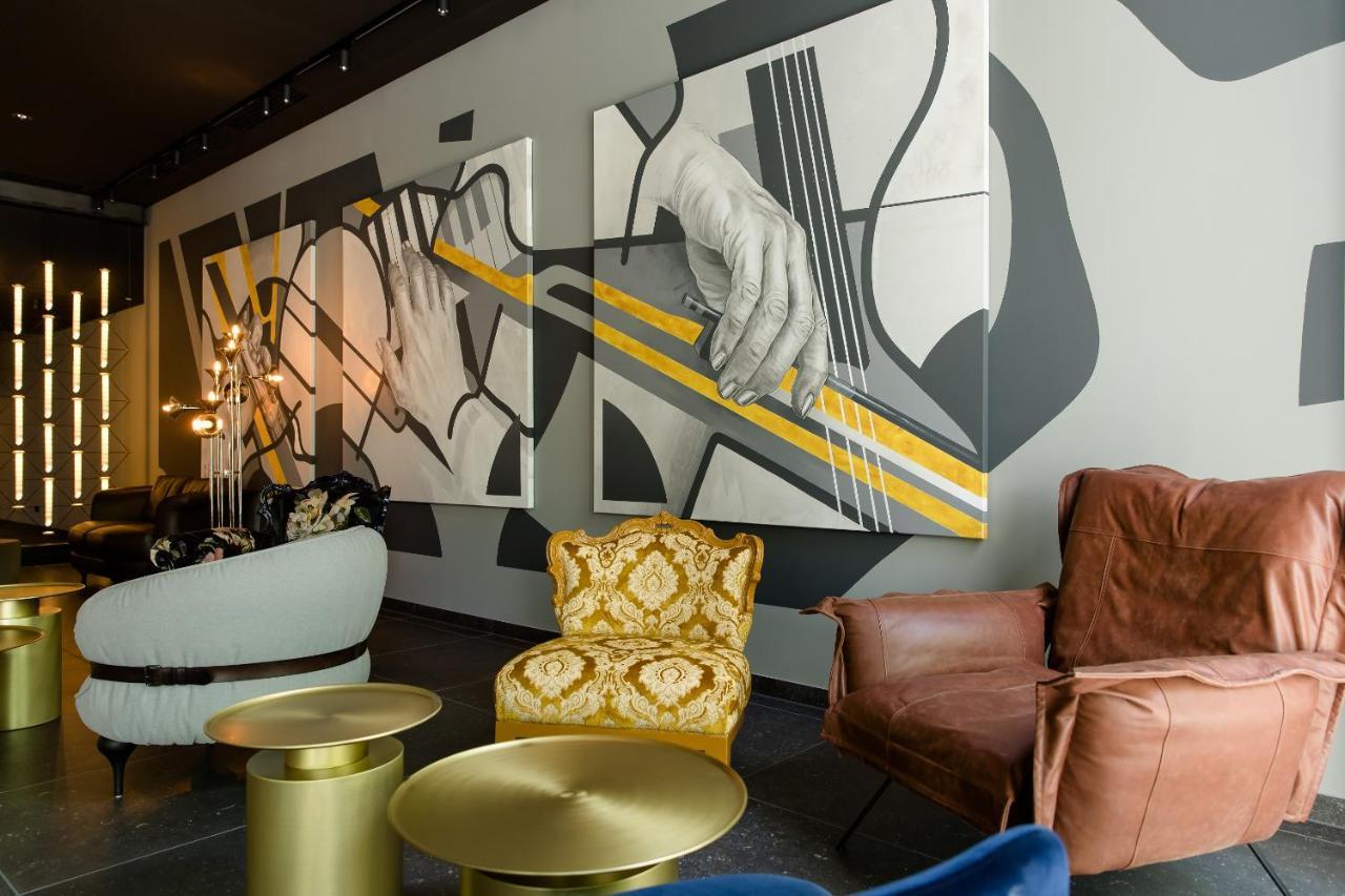 Motel One มานไฮม์ ภายนอก รูปภาพ