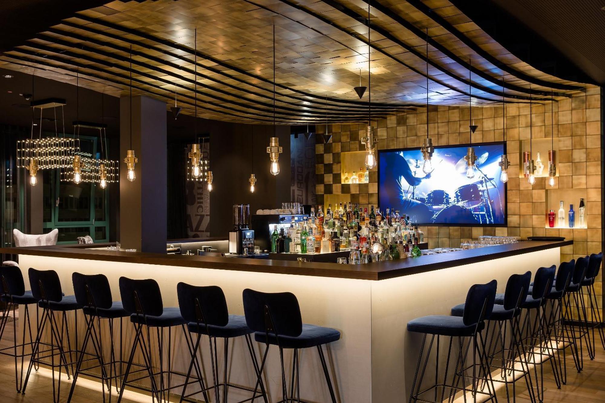 Motel One มานไฮม์ ภายนอก รูปภาพ